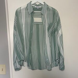 Boutique Always and Forever Green Striped Button-Up Shirt casual medium